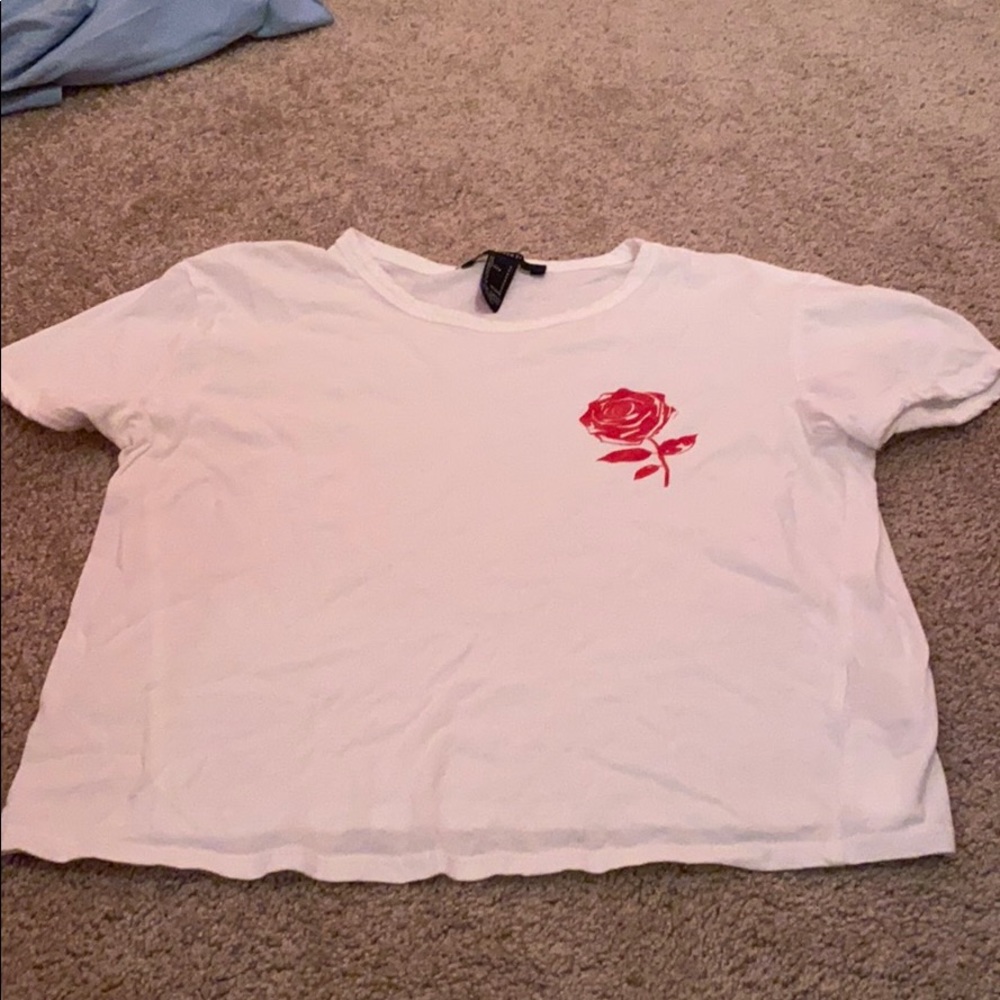 F21 Rose Cropped Tee